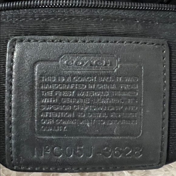 Coach Black Mini Signature 3628 Shoulder Bag - Picture 14 of 16